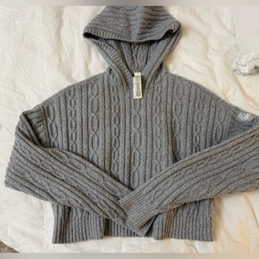 Alo Yoga Gray Cable Knit Set